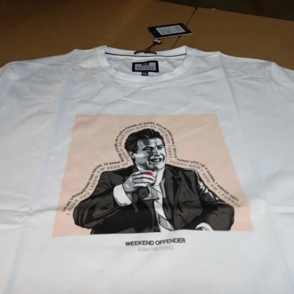 WEEKEND OFFENDER ADMIT NOTHING, TOMMY T-SHIRT IN WHITE - XXL