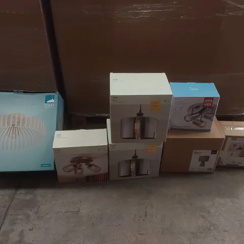 PALLET CONTAINING A VERY LARGE QUANTITY OF ASSORTED DESIGNER LIGHTING PRODUCTS INCLUDING: ERIN EASY FIT PENDANT, RILEY 3-LIGHT SPOTLIGHT, LEOPARD PRINT TABLE LAMP, LOGAN GREY INDUSTRIAL WALL LIGHT ECT
