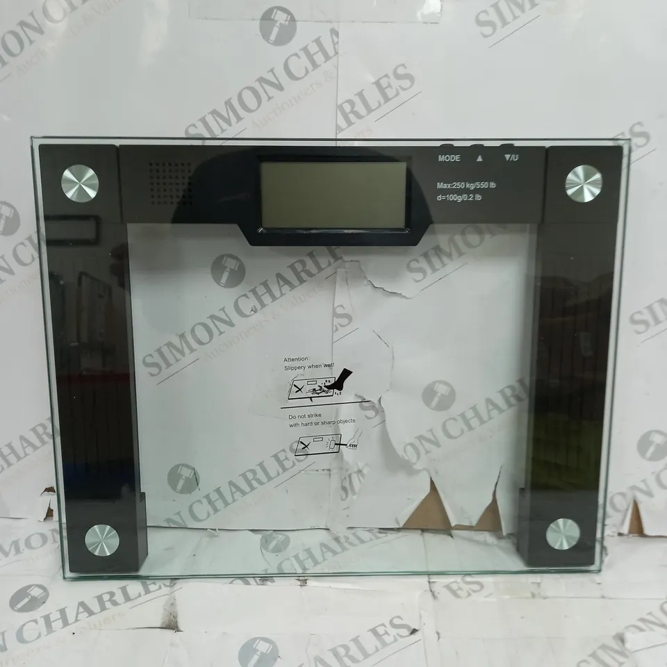 EXTRA WIDE TALKING SCALE GREY