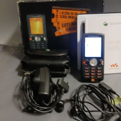 BOXED SONY ERICSSON W810I MOBILE PHONE WITH ACCESSORIES