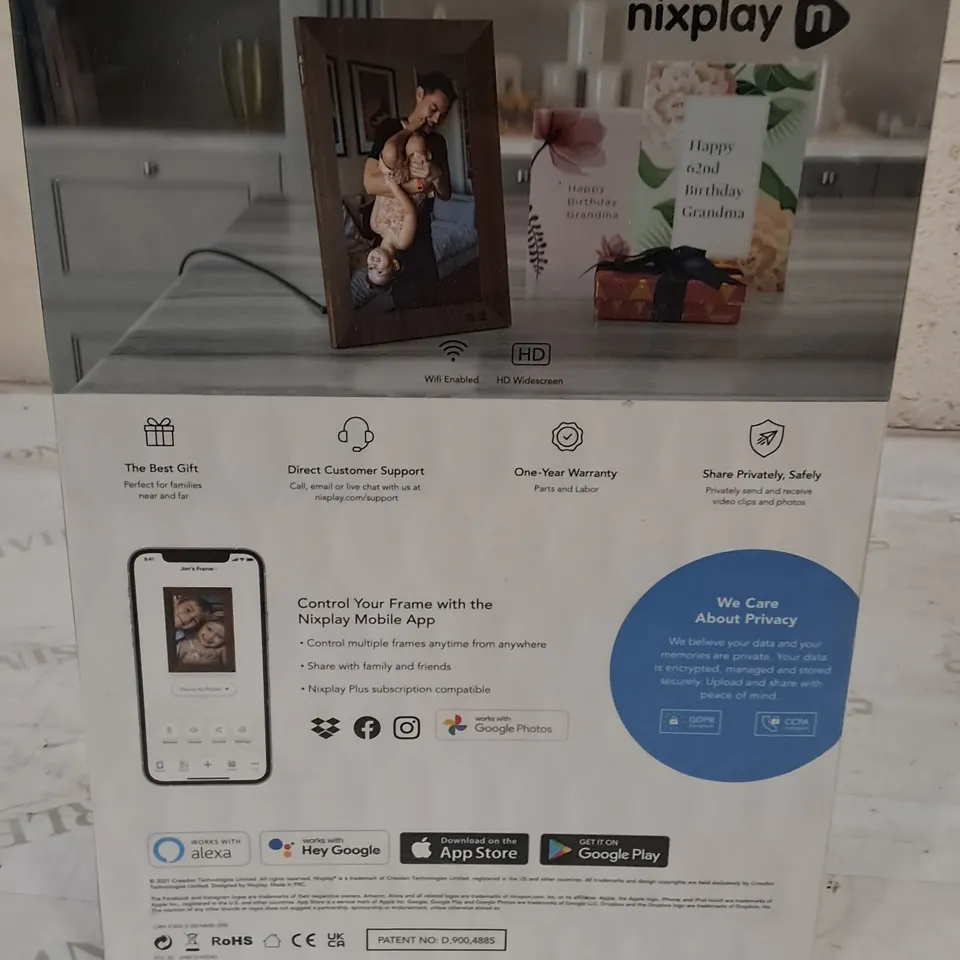 SEALED NIXPLAY SMART PHOTO FRAME 10.1" WOOD EFFECT 