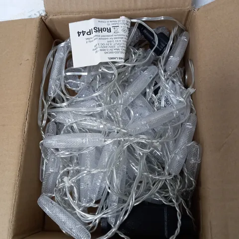 BOXED VERY HOME SNOWING CHRISTMAS CURTAIN LIGHT