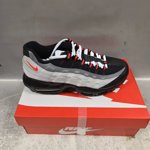 BOXED PAIR OF NIKE AIR MAX 95 RECRAFT TRAINERS - 6