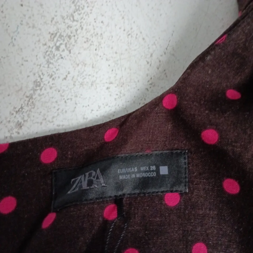 ZARA WOMEN'S DRESS – PINK POLKA DOT ON BURGUNDY, PUFF SLEEVES, SQUARE NECK