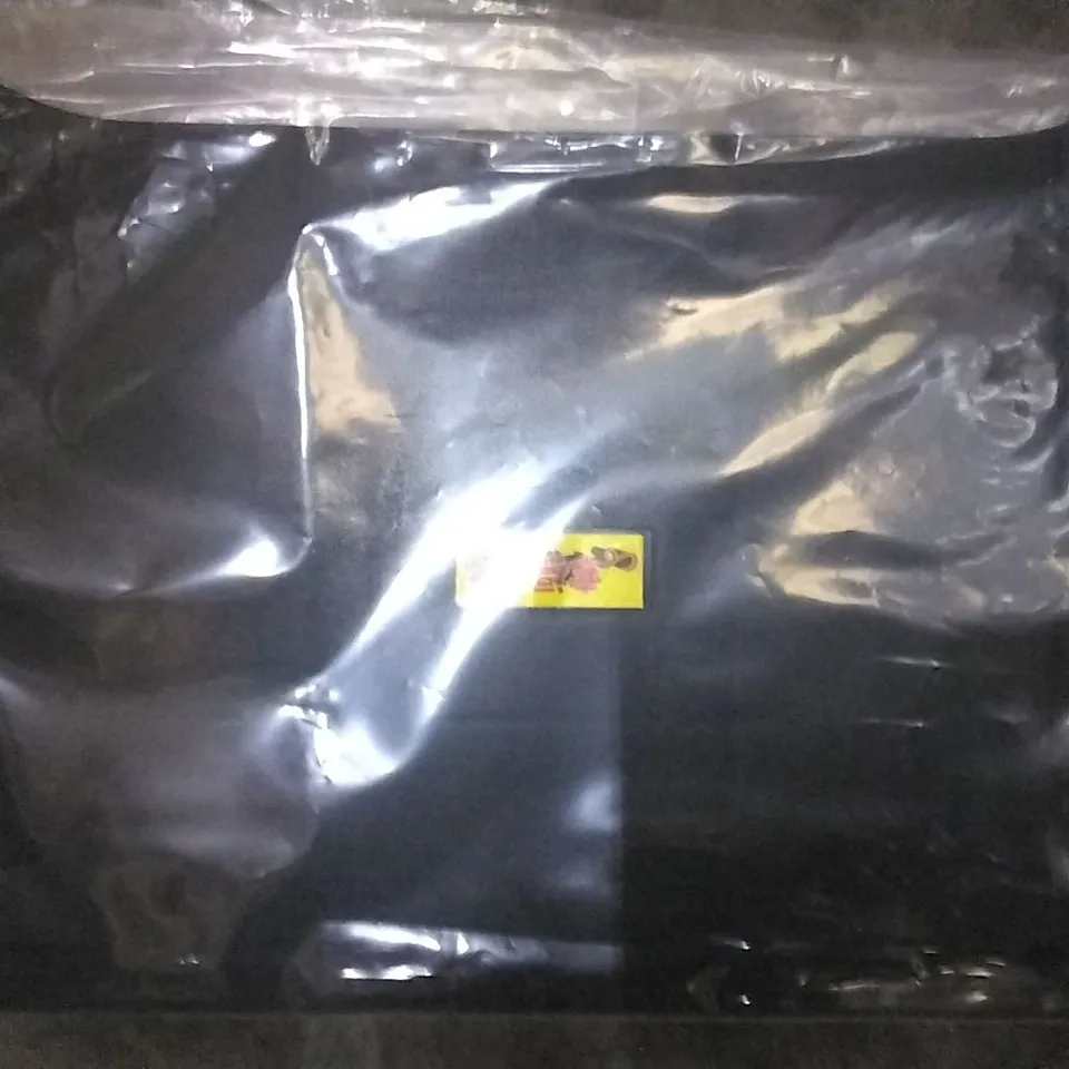 DESIGNER STYLE SHELF IN BLACK