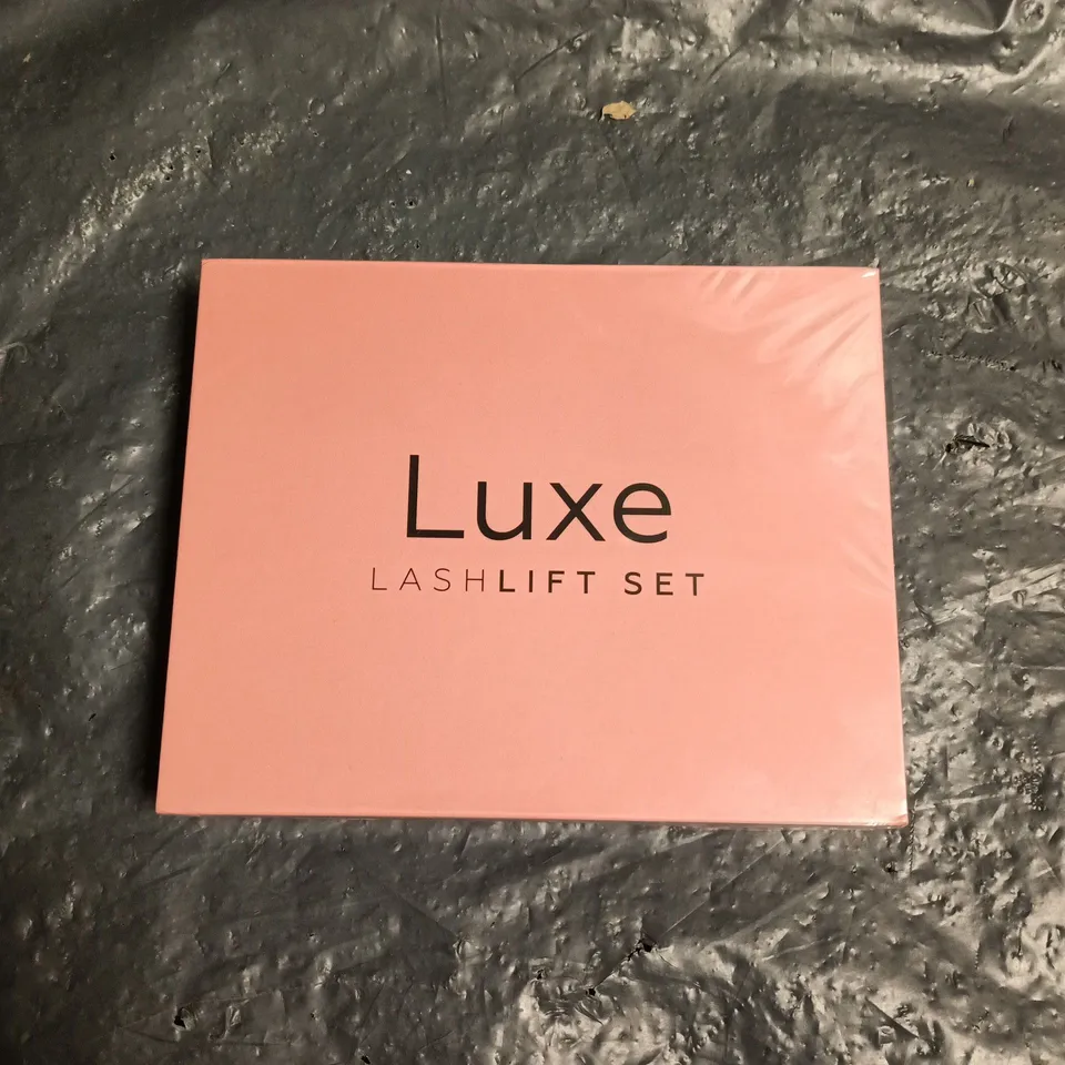 SEALED LUXE LASH LIFT SET