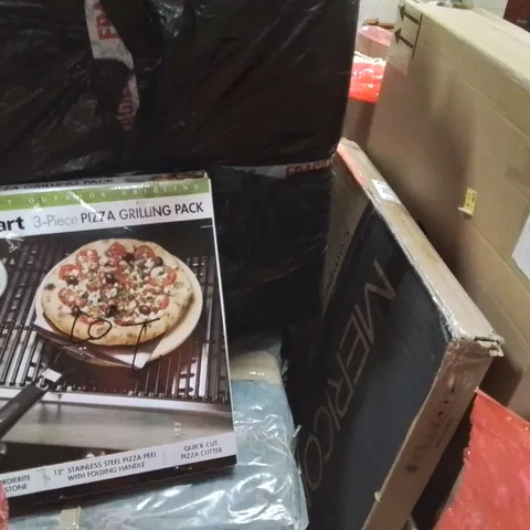 PALLET CONTAINING VARIOUS ASSORTED BOXED HOUSEHOLD ITEMS TO INCLUDE: SOFA BED PARTS, COMPUTER DESK, PIZZA GRILLING SET, GARDEN UMBRELLA AND LOTS MORE UNMARKED BOXED ITEMS