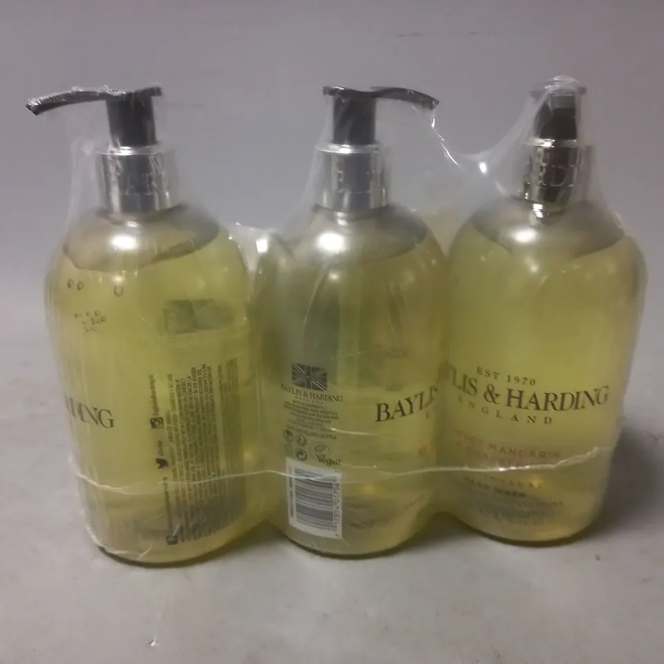 3 BAYLIS AND HARDING SEET MANDARIN AND GRAPEFRUIT HANDWASH 500ML 