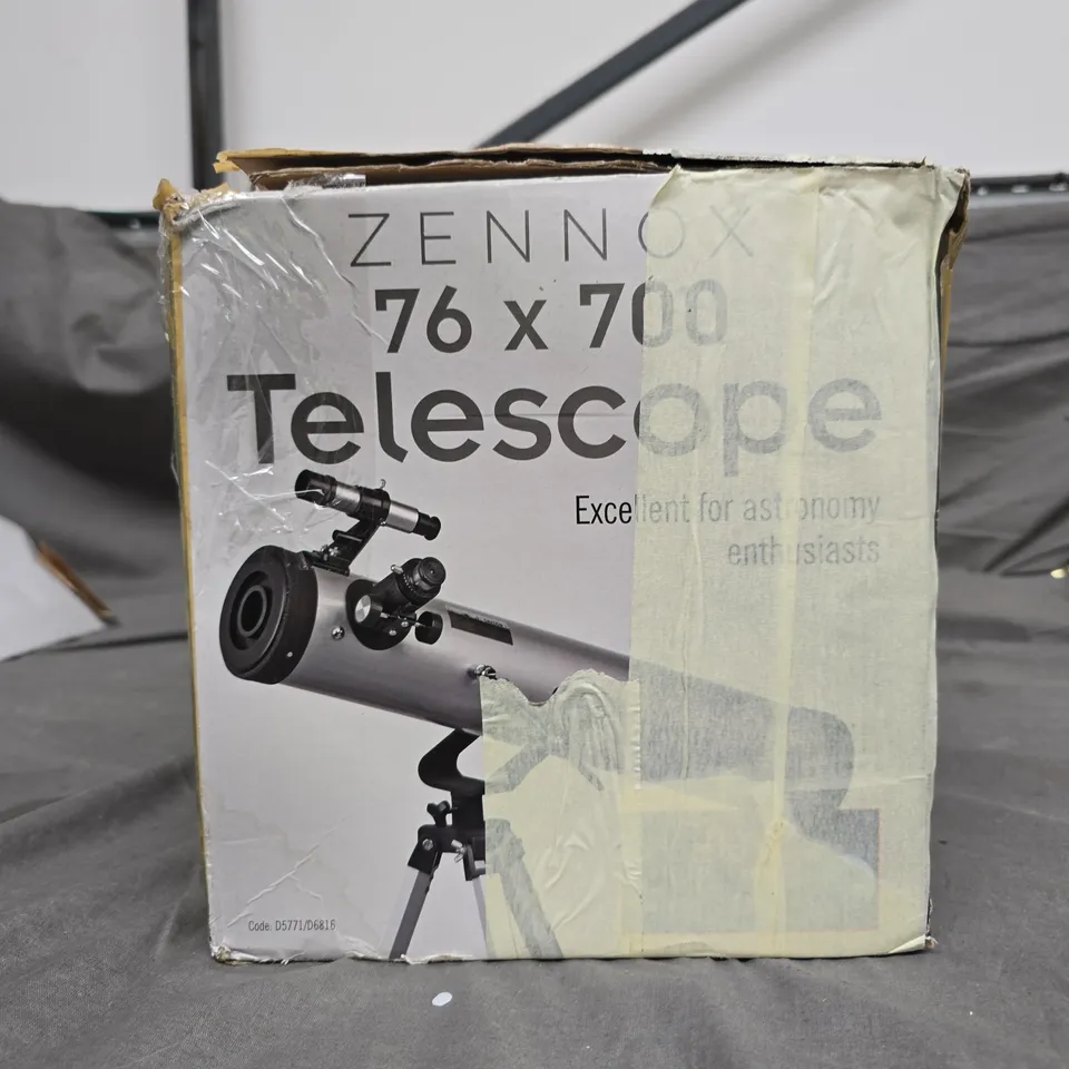 ZENNOX 76 X 700 TELESCOPE ON TRIPOD – BOXED 