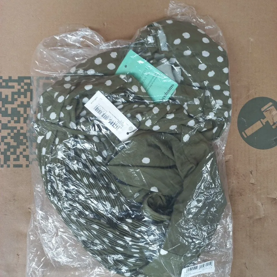 BAGGED WALLIS SPOT RUFFLE NECK PLEATED MIDI DRESS IN GREEN SIZE 10