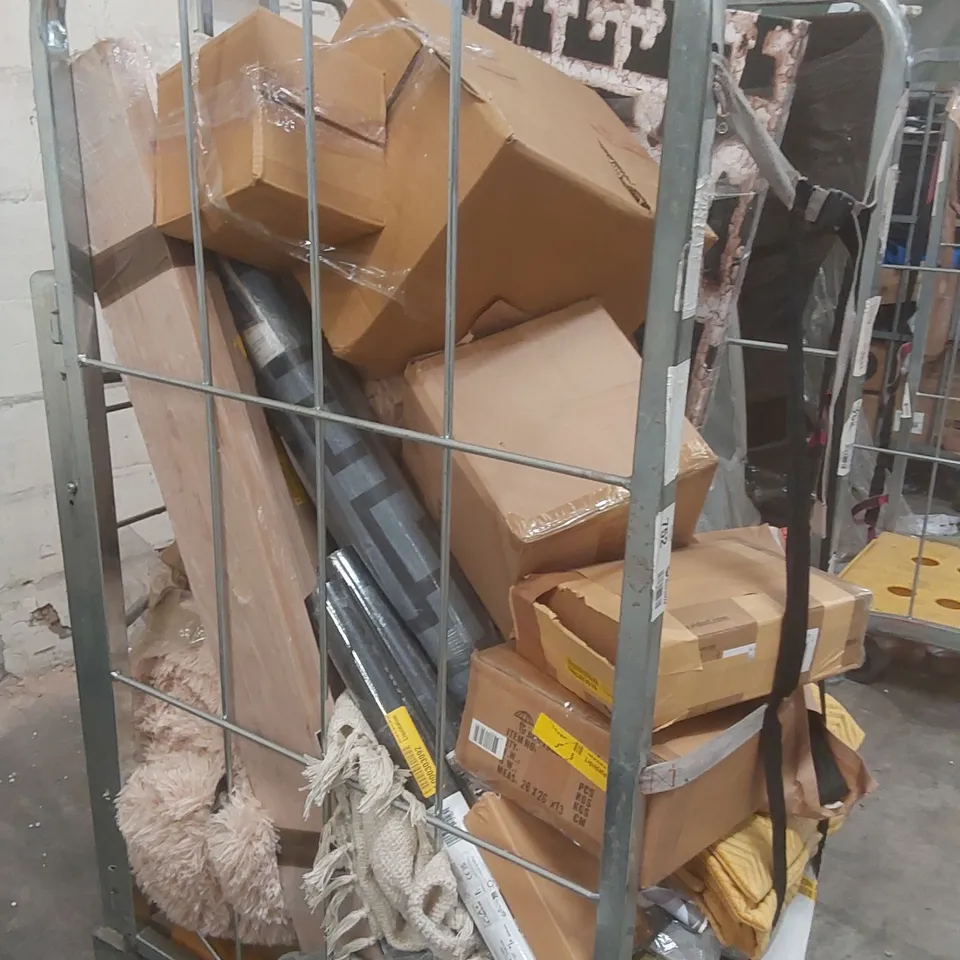 CAGE CONTAINING A LARGE QUANTITY OF ASSORTED ITEMS INCLUDING: PAINTING, THROW, TOWELS, PILLOWS ECT // CAGE NOT INCLUDED
