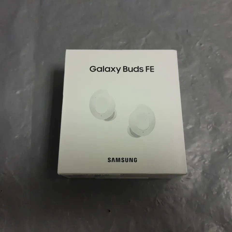 BOXED AND SEALED SAMSUNG GALAXY BUDS FE - WHITE