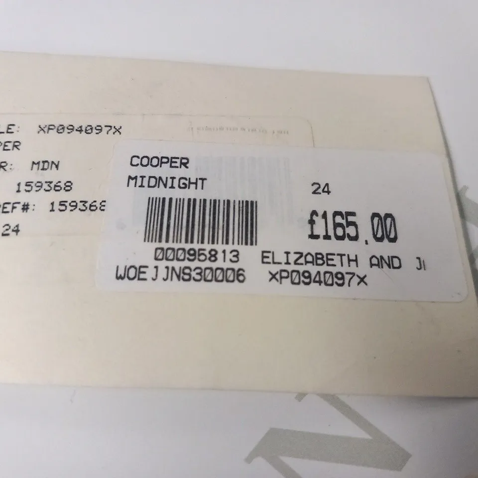 TEXTILE ELIZABETH AND JAMES COOPER MIDNIGHT JEANS SIZE 24