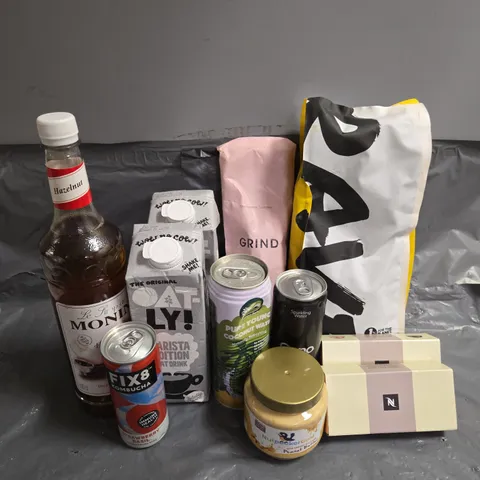 APPROXIMATELY 10 ASSORTED FOOD & DRINK ITEMS TO INCLUDE - RAVE COFFEE BEANS - NUTPECKER GOLD PEANUT BUTTER - LE SIROP DE MONIN HAZELNUT SYRUP - ETC - COLLECTION ONLY