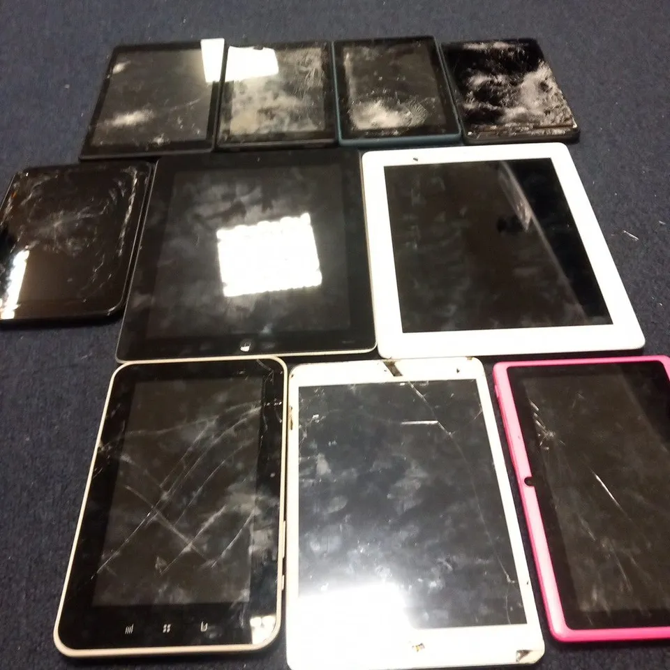 APPROXIMATELY 10 ASSORTED IPADS AND TABLETS TO INCLUDE; APPLE IPAD2 A1395 16GB BLACK/SILVER