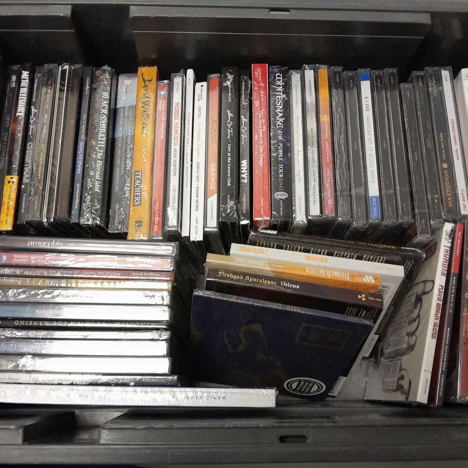 APPROXIMATELY 45 ASSORTED CDS TO INCLUDE SOEN, THE DOORS, DEFTONES, ETC