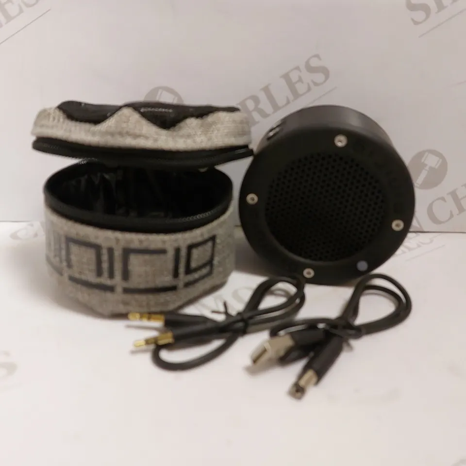 BOXED MINIRIUG PORTABLE RECHARGEABLE BLUETOOTH SPEAKER WITH CASE