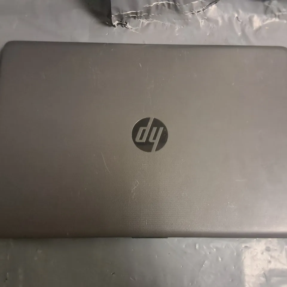 UNBOXED HP AMD RYZEN 5 LAPTOP IN GREY