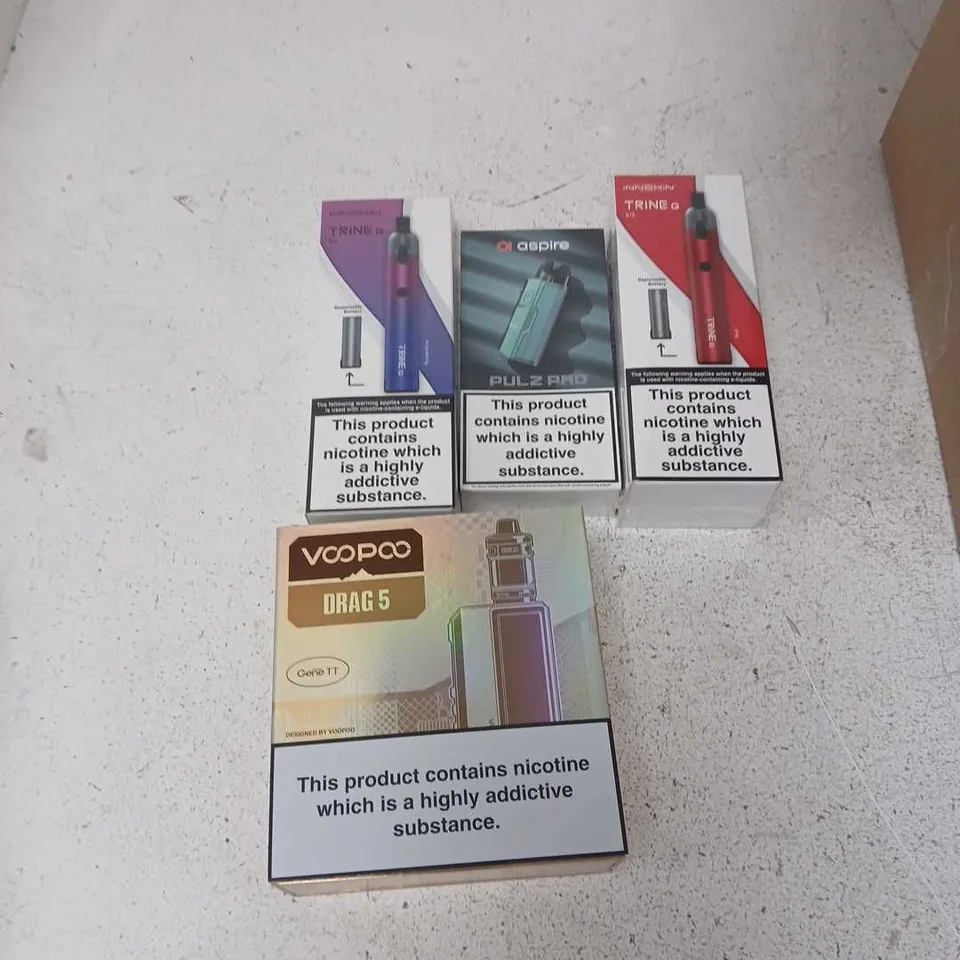BOX OF APPROXIMATELY 35 ASSORTED E-CIGARETTES AND COMPONENTS TO INCLUDE:  VOOPOO DRAG 5 DEVICE KIT 