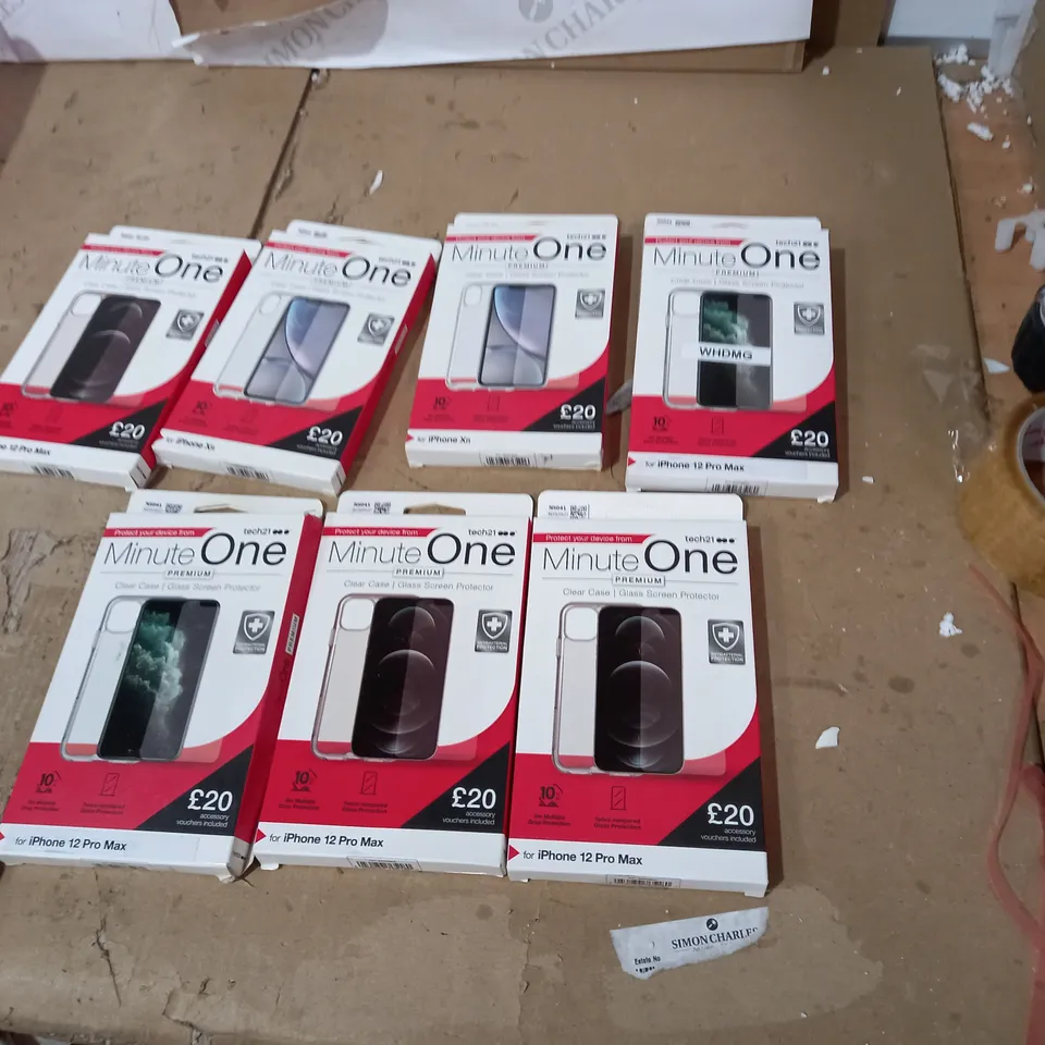 LOT OF 7 TECH 21 MINUTE ONE CLEAR IPHONE XR, IPHONE 12 PRO MAX CASES