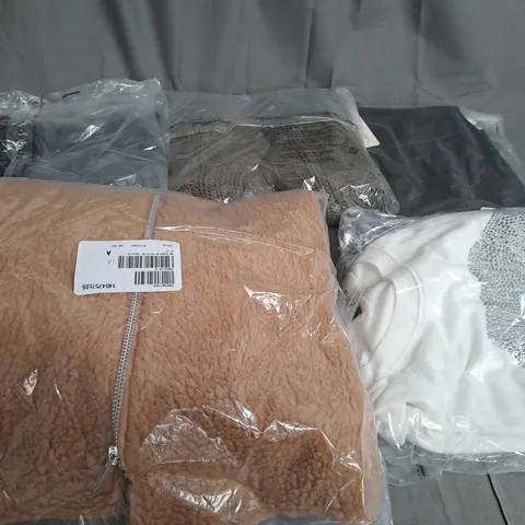 BOX OF ASSORTED CLOTHING ITEMS TOO INCLUDE COATS , TOPS, AND TROUSERS ETC.