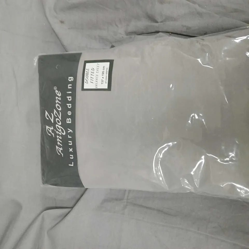 LUXURY BEDDING FITTED SHEET SET – SEALED IN PLASTIC