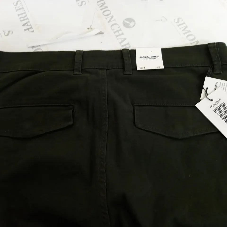 JACK & JONES LOOSE CARGO TROUSERS IN GREEN - 33/34"