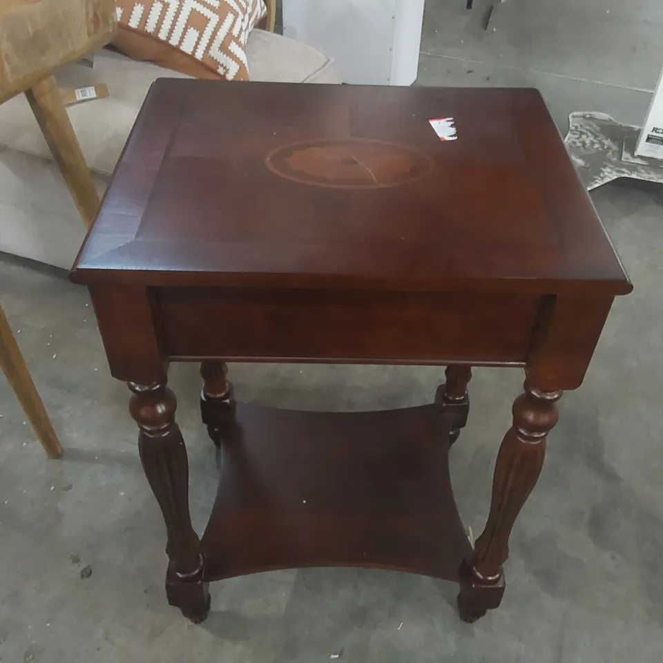 FIQUEROA SIDE TABLE WITH STORAGE