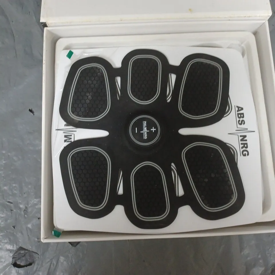 BOXED PALM NRG ABS TRAINING DEVICE
