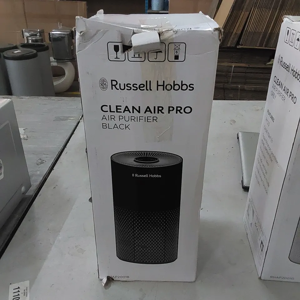 BOXED RUSSELL HOBBS CLEAN AIR PRO AIR PURIFIER - BLACK