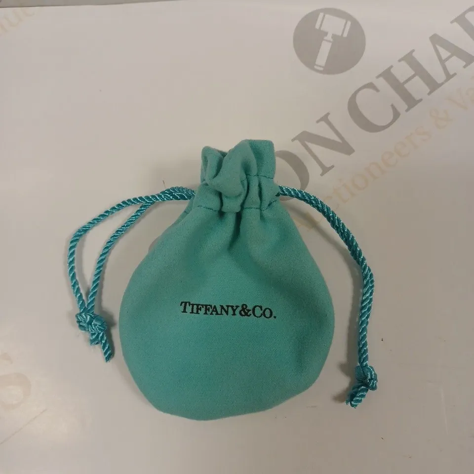 BOXED TIFFANY&CO STERLING SILVER BRACELET. 