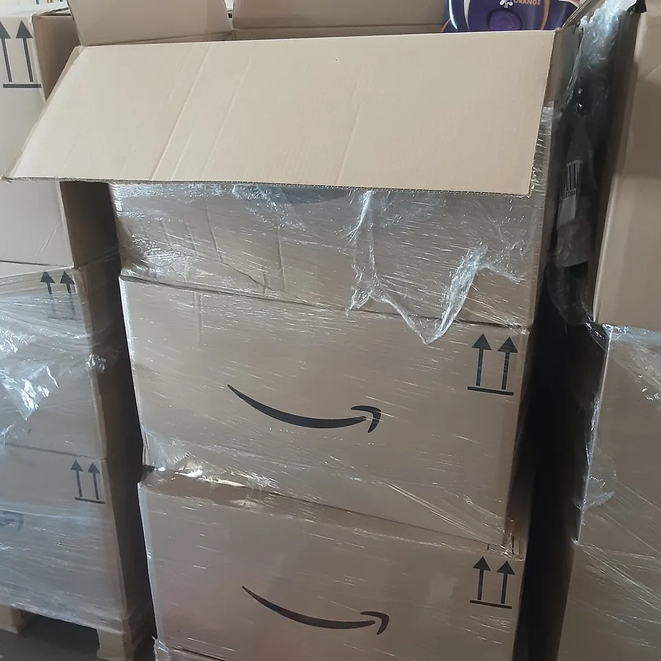 PALLET OF ASSORTED HOMEWARE ITEMS TO INCLUDE BOOKS, PLANNERS, CHOCOLATE ETC
