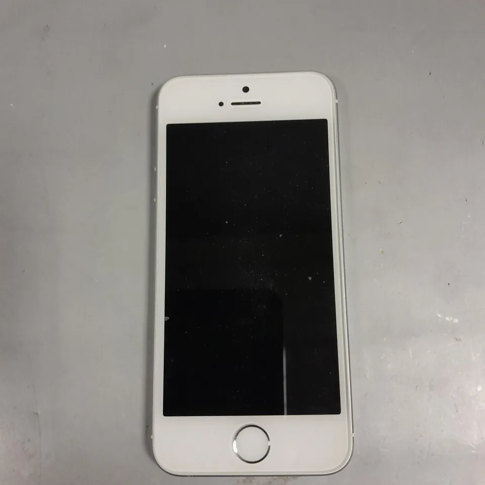 APPLE IPHONE 5S SMARTPHONE 