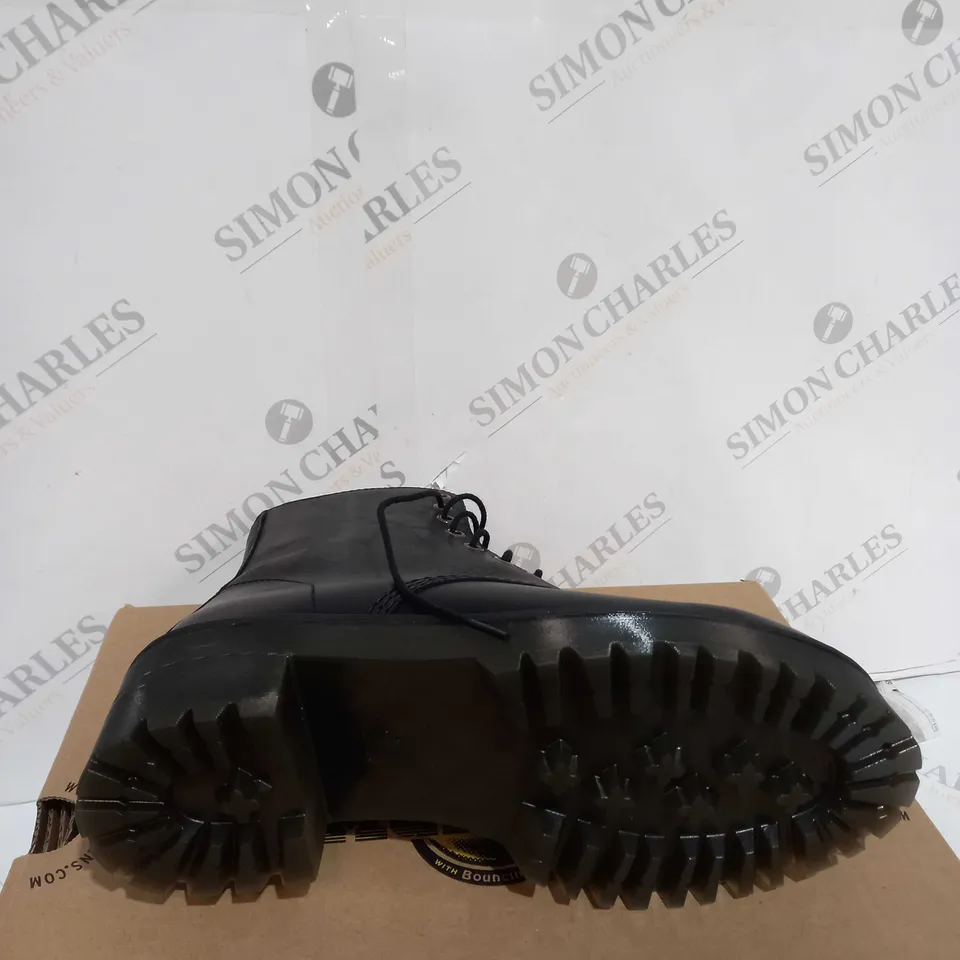 BOXED DR MARTENS SHRIVER HI BLACK BOOTS - UK SIZE 6.5