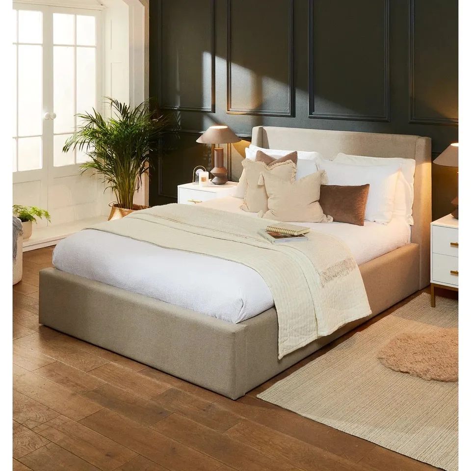 Boxed abrew upholstered standard bed//king (2 boxes)