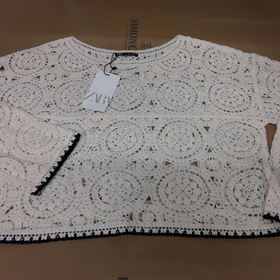 ZARA CREAM JUMPER - EUR M