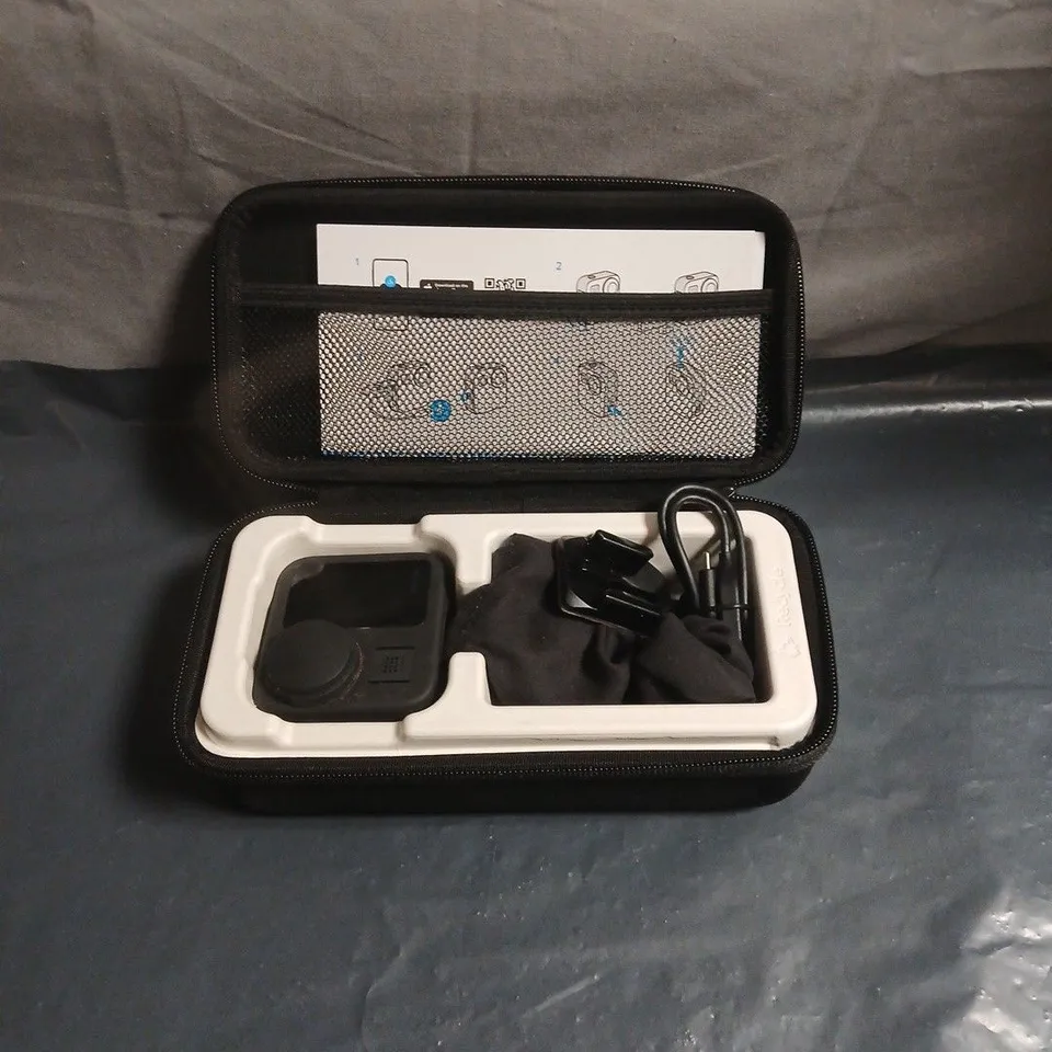 GOPRO MAX ACTION CAMERA - BLACK - WITH CASE 