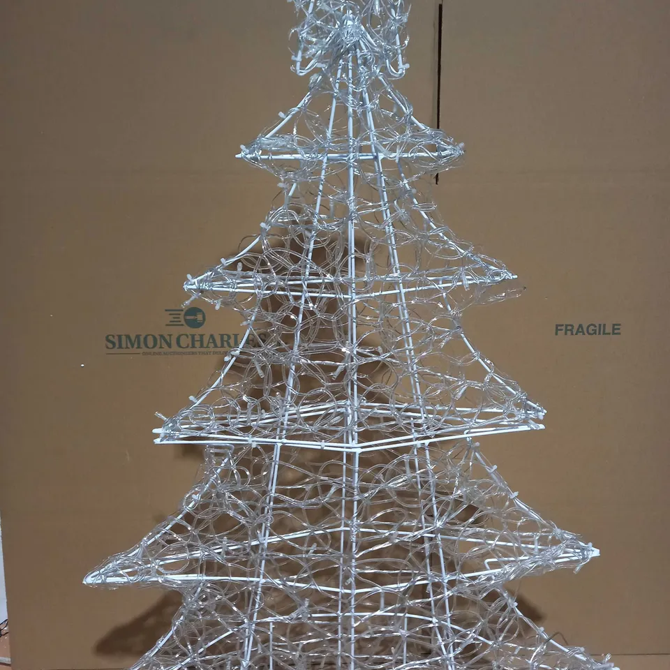 FESTIVE OUTDOOR AND INDOOR PRE-LIT LED LARGE DECORATION CHRISTMAS TREE 