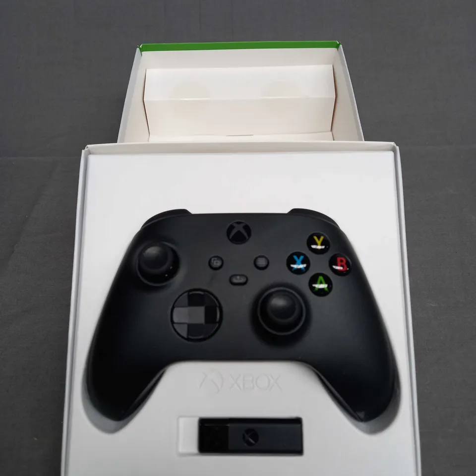 BOXED XBOX SERIES XS CONTROLLER + WIRELESS ADAPTER