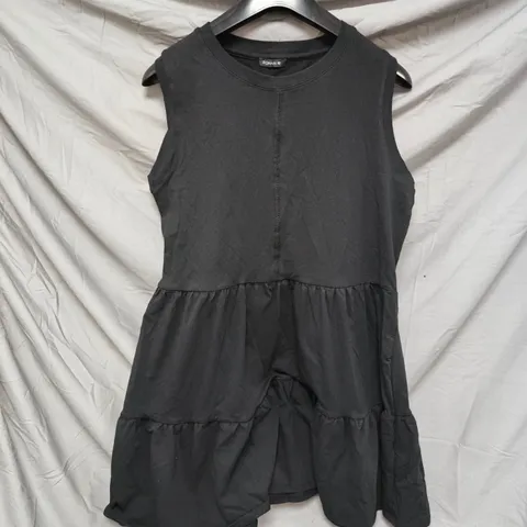 ROMAN UK 12 TIERED JERSEY DRESS – BLACK