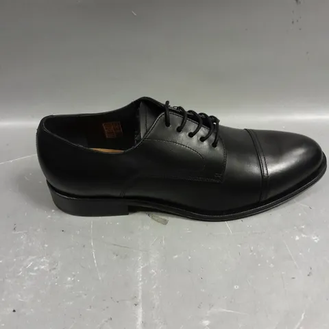 PAIR OF HACKETT JASON BASIC MENS DRESS SHOES - 9