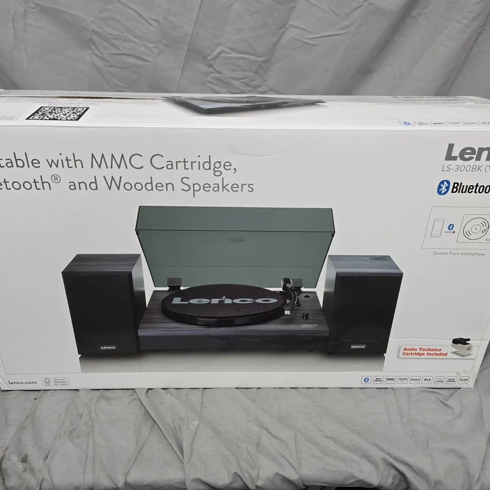 LENCO LS-300BK TURNTABLE WITH BLUETOOTH & WOODEN SPEAKERS (V2)