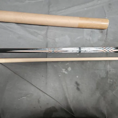 Decorative snooker cue  with geometric inlay 