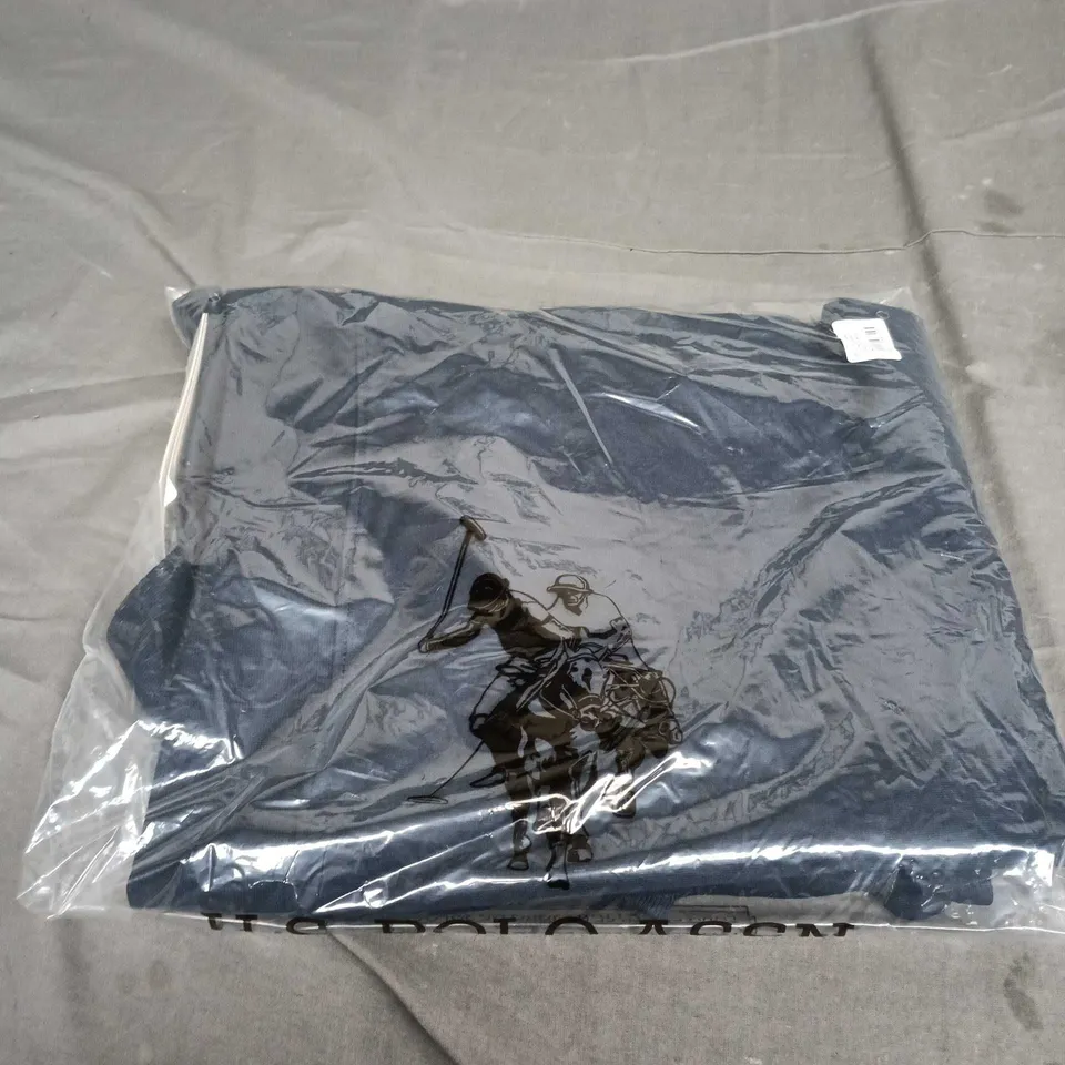 U.S. POLO ASSN NAVY PEONY COTTON-BLEND SWEATER – MEN’S XL (MUP3769)