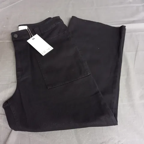 HUSH ISSY CROPPED TROUSERS IN WASHED BLACK SIZE 14