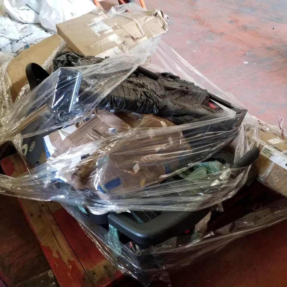 PALLET CONTAINING ASSORTED PRODUCT PARTS