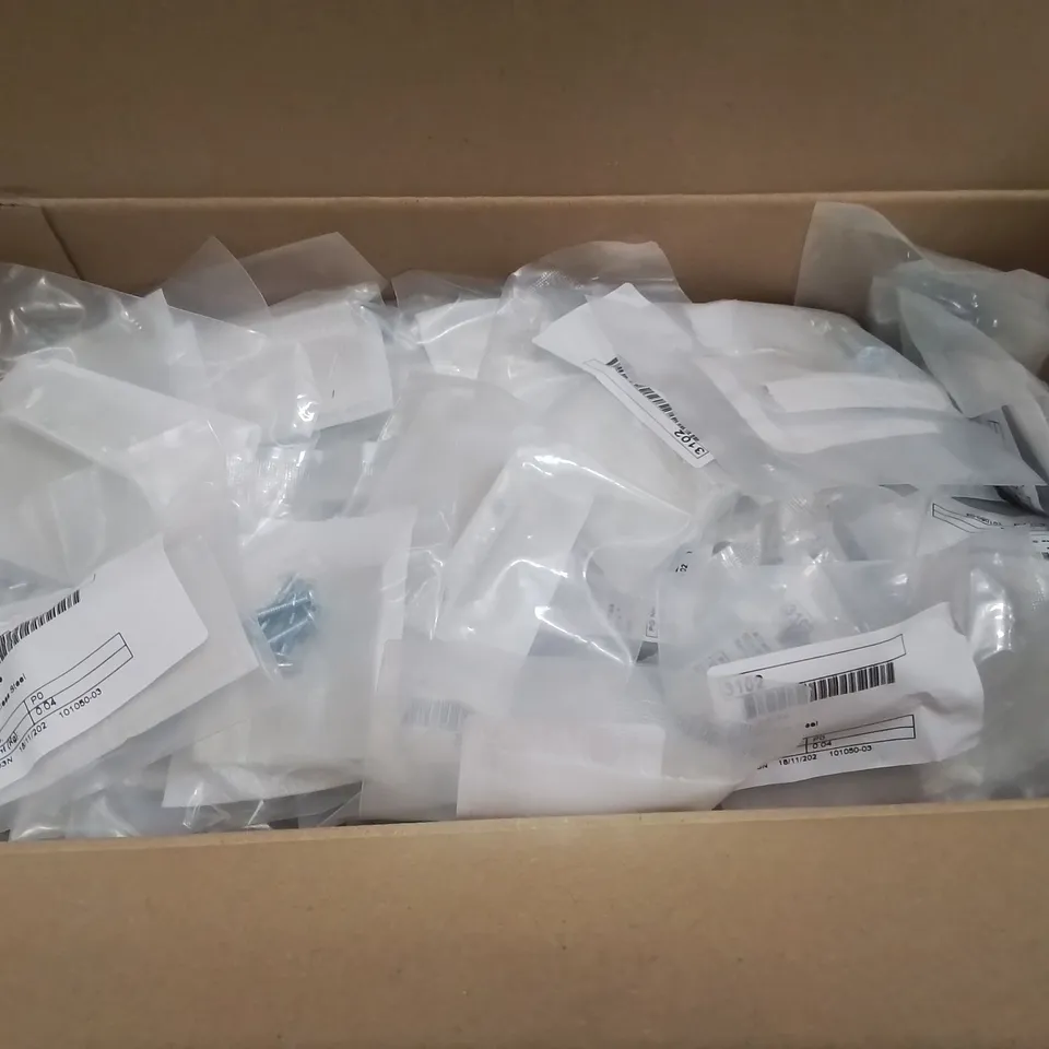 LOT OF APPROXIMATELY 50 BRAND NEW LAMAS 50X50MMSATIN STAINLESS STEEL HANDLES