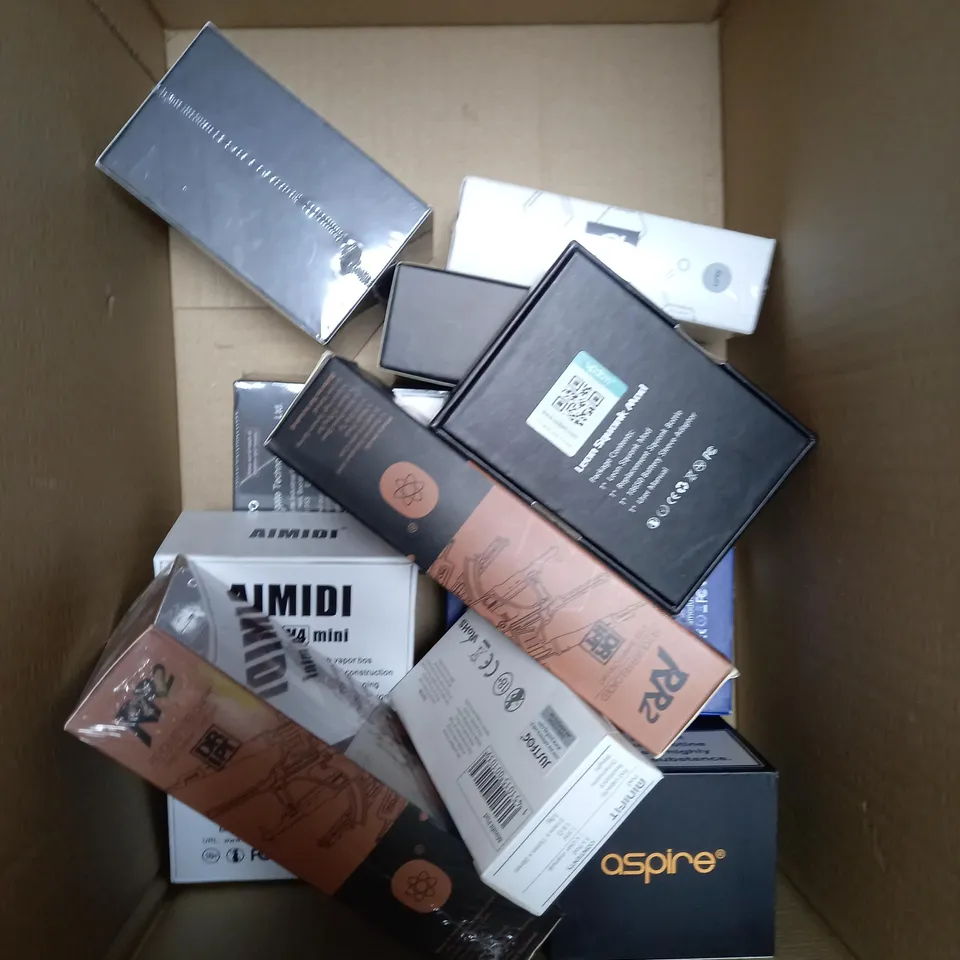 BOX OF APPROXIMATELY 10 ASSORTED E-CIG PRODUCTS TO INCLUDE ASPIRE, OXVA, VAPORESSO ETC