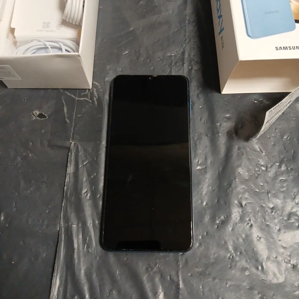 Samsung Galaxy A32 5G – Awesome Blue (64GB)