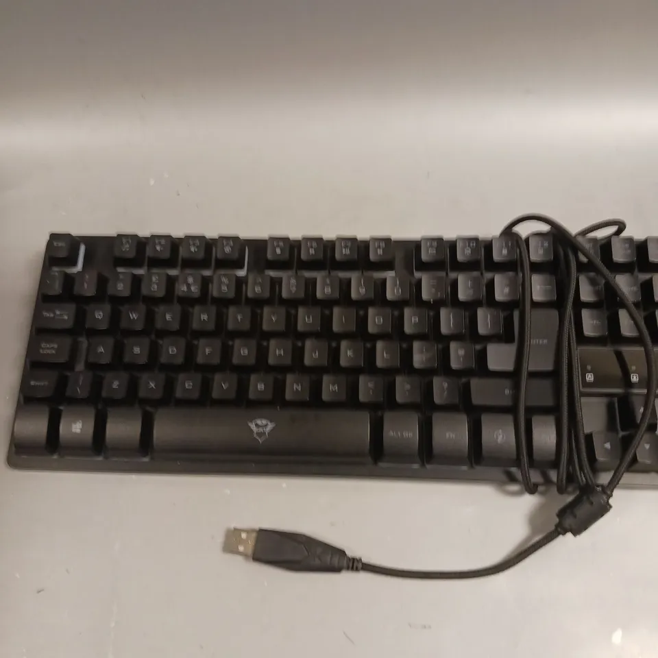 GXT 833 THADO TKL ILLUMINATED GAMING KEYBOARD